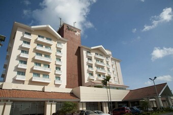 Radisson Col�n 2000 Hotel & Casino