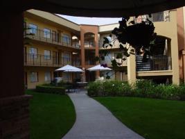 Hotel Quality Suites John Wayne Airport