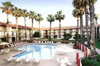 Doubletree Hotel Bakersfield