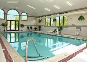 Hotel *hawthorn Suites*