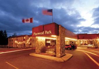Hotel Ramada Pinewood Park Resort North Bay