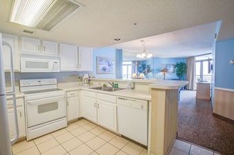 Sand Dunes Resort Hotel