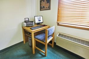 Hotel Americas Best Value Inn Grand Forks