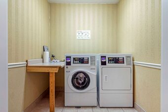 Hotel Comfort Suites Savannah North