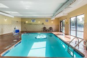 Hotel Comfort Suites