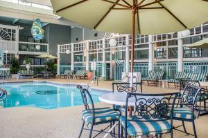 Clarion Hotel And Conference Center