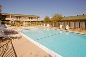 Hotel Americas Best Value Inn And Suites