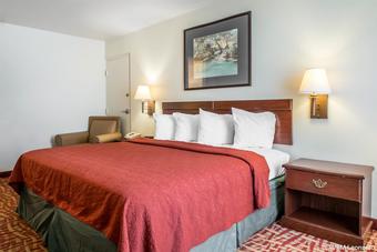 Hotel Quality Inn At Town Center