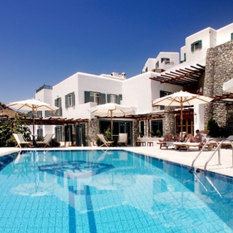 Pelican Bay Art Hotel