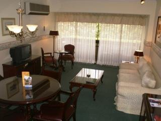 Hotel Toborochi Suites