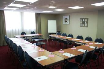 Hotel H�tel De L'isle - L'isle D'abeau