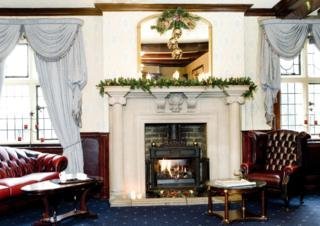 Maes Manor Country Hotel