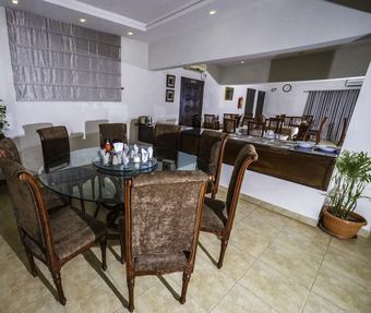 Hostal Vip House
