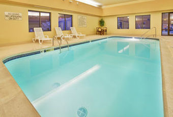 Holiday Inn Express Hotel & Suites Norfolk