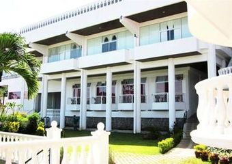 Estancia Resort Hotel