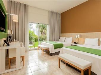 Hotel NH Hait� El Rancho