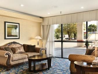 Ramada Plaza Hotel Dayton