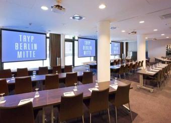 Hotel TRYP Berlin Mitte