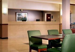 Hotel Courtyard Charlottesville North