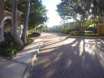 The Green Apartment At The Yacht Club Of Aventura