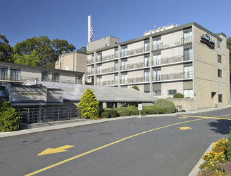 Howard Johnson Hotel - Milford
