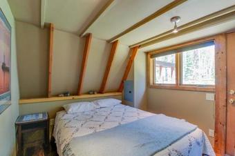 Blue River Cabin In The Woods