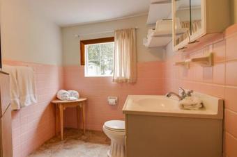 The Lake House On The Cove