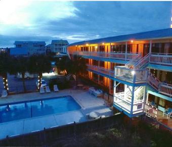 Oceaneer Motel