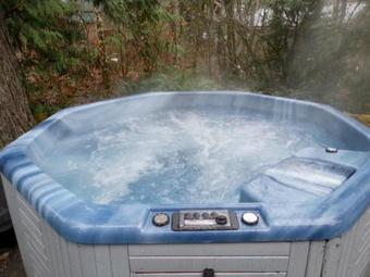 Two Bedroom Cabin - 58mbr