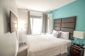 Canal Loft Hostel & Hotel