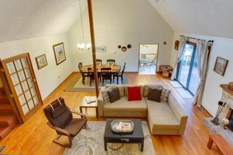 Battersea On The Canal