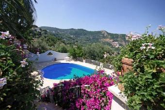 Colli Di Fontanelle Apartment Sleeps 6 Pool Air Con