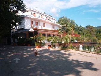 Hotel Pineta Castello