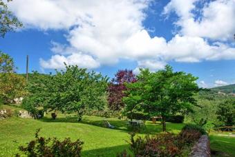 San Donato In Collina Apartment Sleeps 4