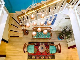 Hostal Ion Slow City