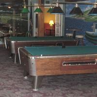 Hotel Fireside Inn & Suites