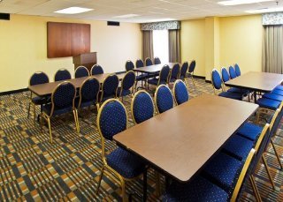 Hotel Comfort Inn & Suites