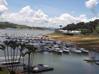 Apartamento Solarium De Escarpas Su�tes