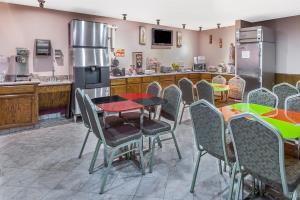 Hotel Super 8 Dfw South