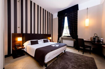 Hotel Th Roma - Carpegna Palace