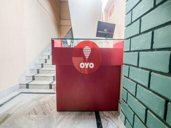 Hotel Oyo 14138 Om Shree Cottage