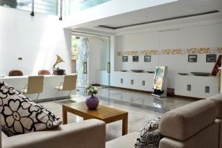 Hotel Cockpit Airport Reach