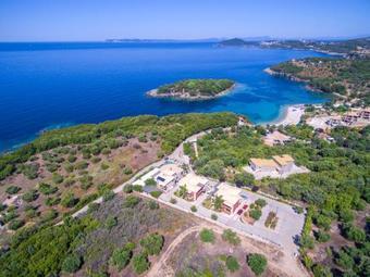 Aparthotel 3 Aktes Resort