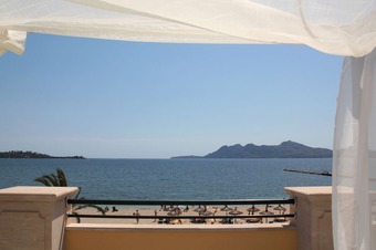 Hotel Galeon Suites