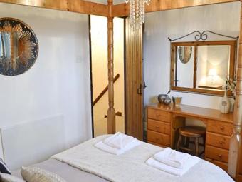 39 Willingcott Valley