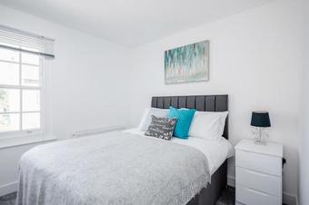 Elthorne Luxury Apartments - Uxbridge