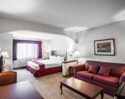Hotel Quality Inn Grand Suites
