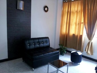 Hotel Suite Center