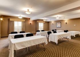 Hotel Comfort Inn & Suites