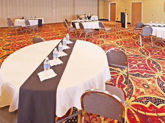 Holiday Inn Express Hotel And Suites Longview North